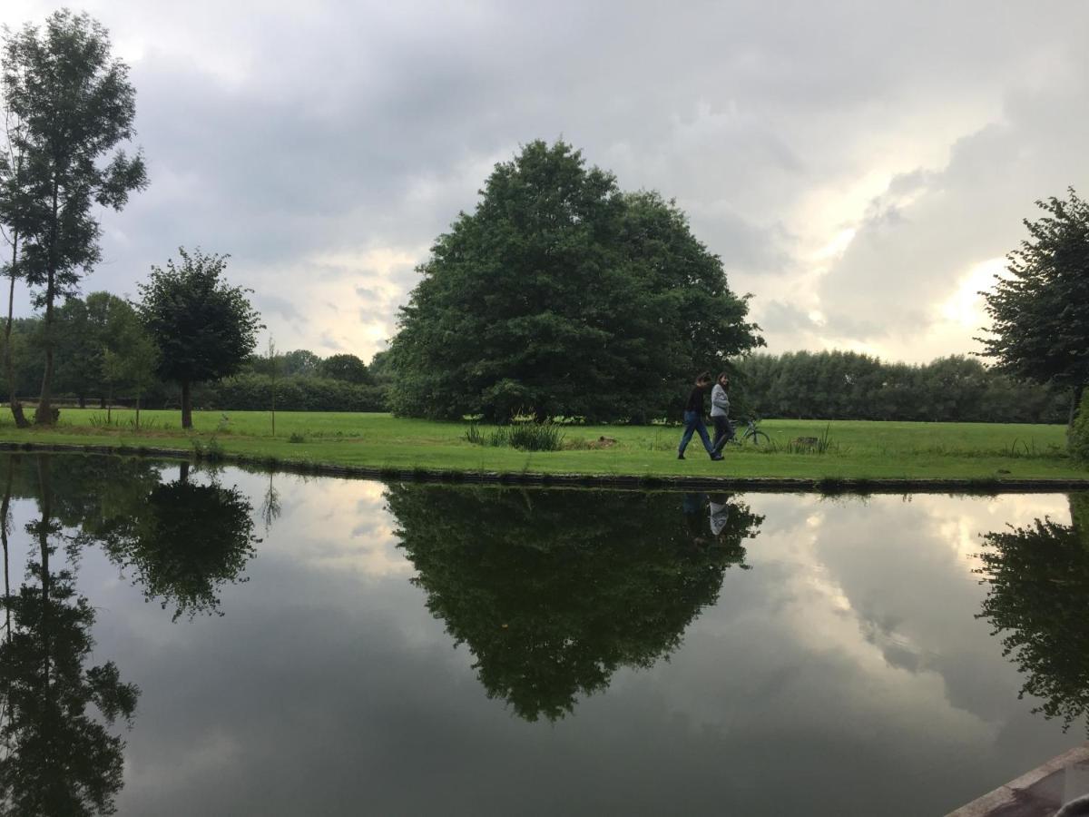 Villa Het Zwaantje Londerzeel Esterno foto
